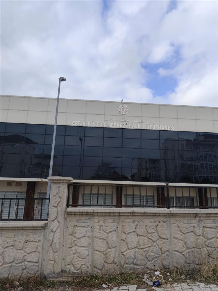 erciş atakan giriş.jpg