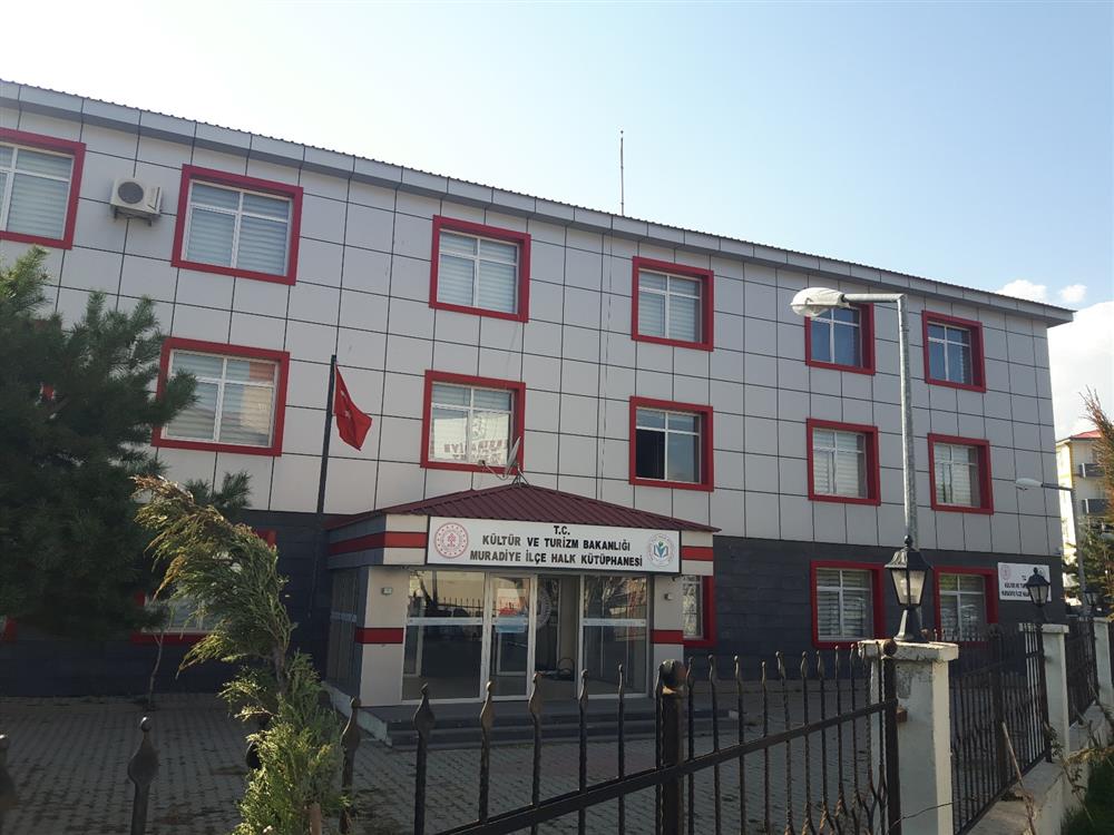 muradiye esas giriş.jpeg