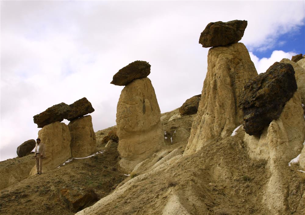 Vanadokya Peribacaları- Ali İhsan Öztürk.JPG Vanadokya Peribacaları- Ali İhsan Öztürk.JPG