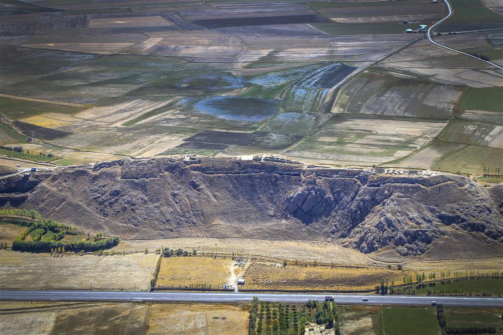 Çavuştepe Kalesi.JPG