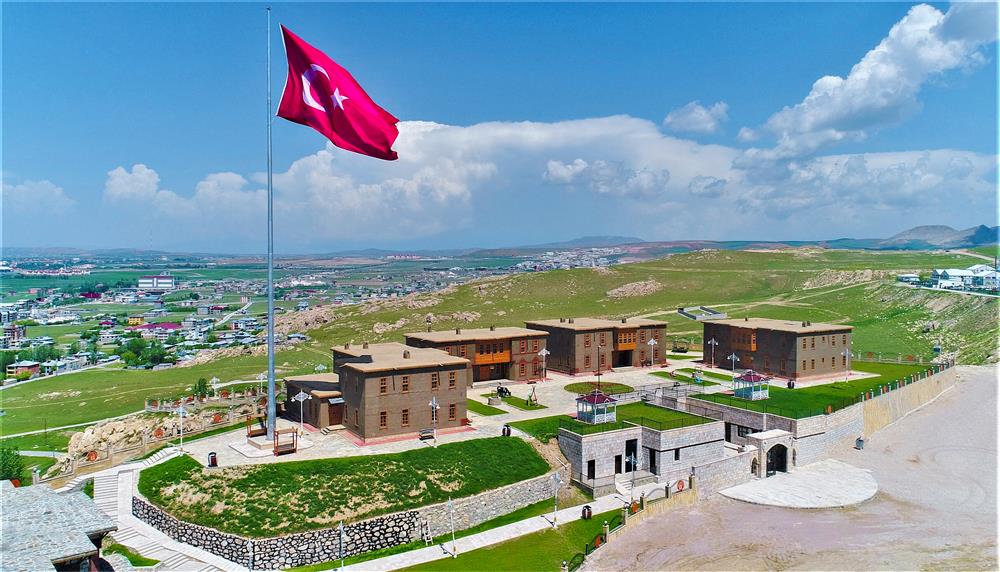 Van Evleri - Tuşba Belediyesi Arşivi 3 .jpg Van Evleri - Tuşba Belediyesi Arşivi 3 .jpg