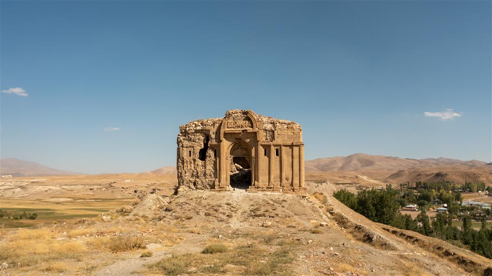 Van ST. Bartholomeus Church.jpg Van ST. Bartholomeus Church.jpg