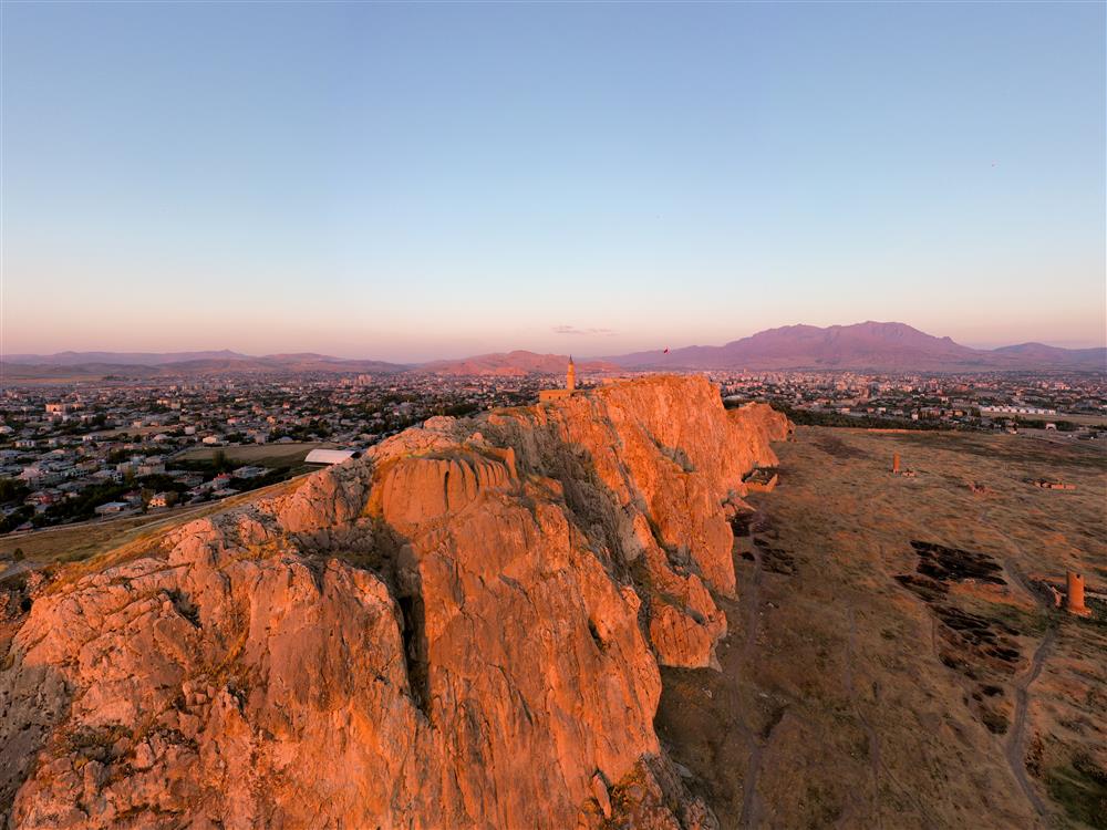 Van Kalesi 4 .jpg Van Kalesi 4 .jpg