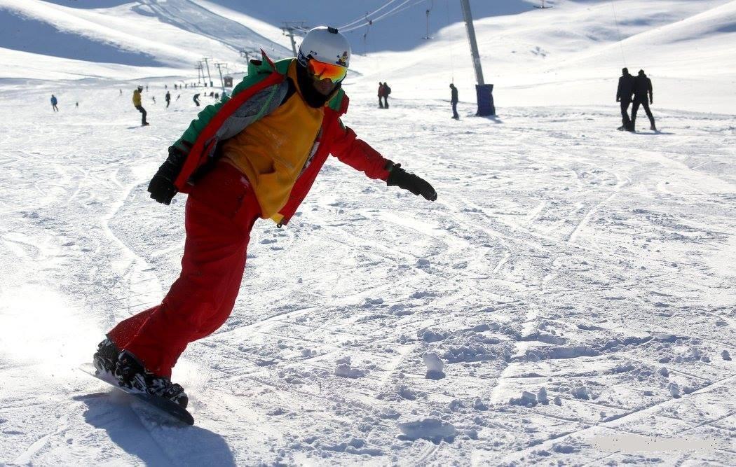 Gevaş Abalı Kayak Tesisleri- Van Gençli ve Spor İl Müdürlüğü Arşivi  4 .jpg