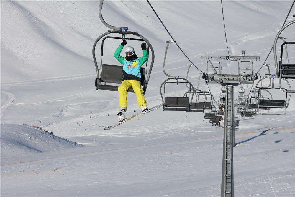 Gevaş Abalı Kayak Tesisleri- Van Gençli ve Spor İl Müdürlüğü Arşivi  7 .JPG